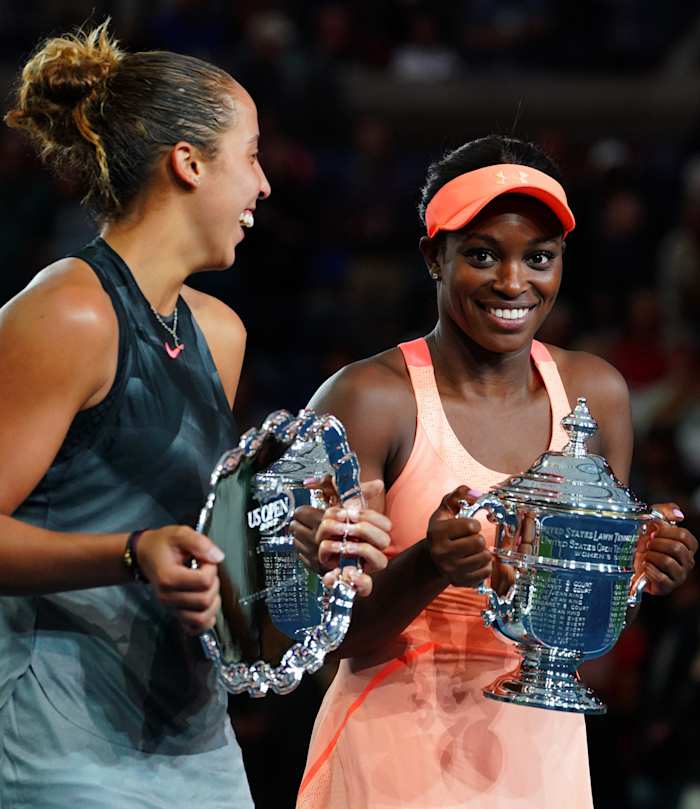 sloane-stephens-madison-keys-trophy-ceremony.jpg